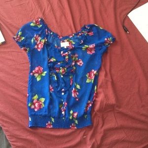 Small Gilly Hicks ruffled blouse