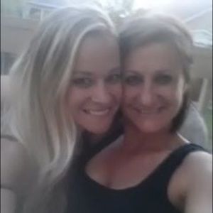 Meet your Posher, Valerie