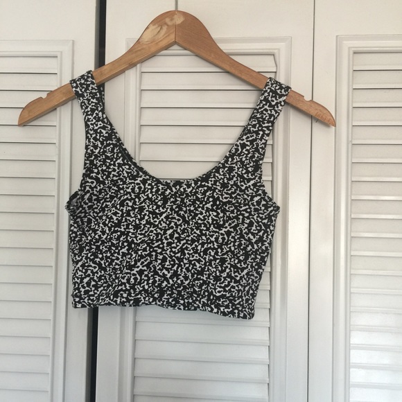 Winie Print Crop Tank