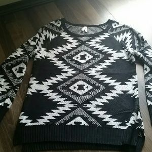 Black and Gray Sweater.
