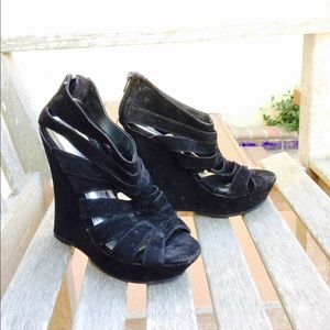 Black strappy wedge platform sandals