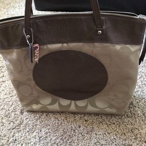 Hand bag. Very roomy