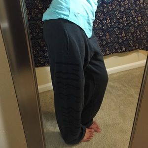Victoria's Secret Pink campus pant