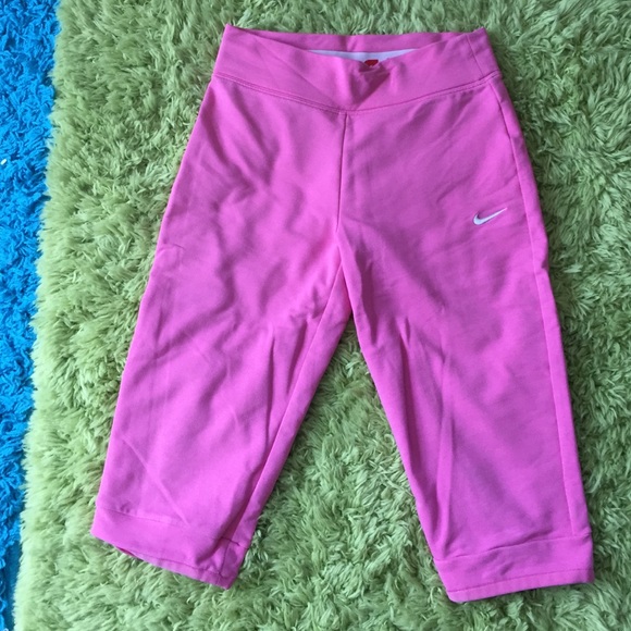 Nike athletic capris