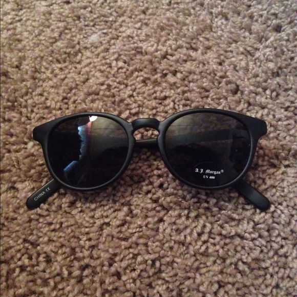 NEW !!! Black Sunglasses