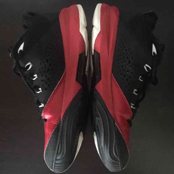 Jordan Shoes CP3s - Picture 3 of 4