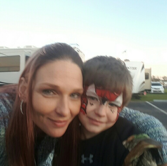 Meet your Posher, Rebecca - Picture 2 of 2