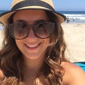 Meet your Posher, Gabrielle