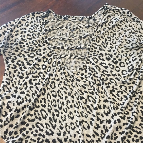 Leopard top - Picture 2 of 2