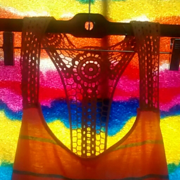 Tank top - Picture 1 of 3