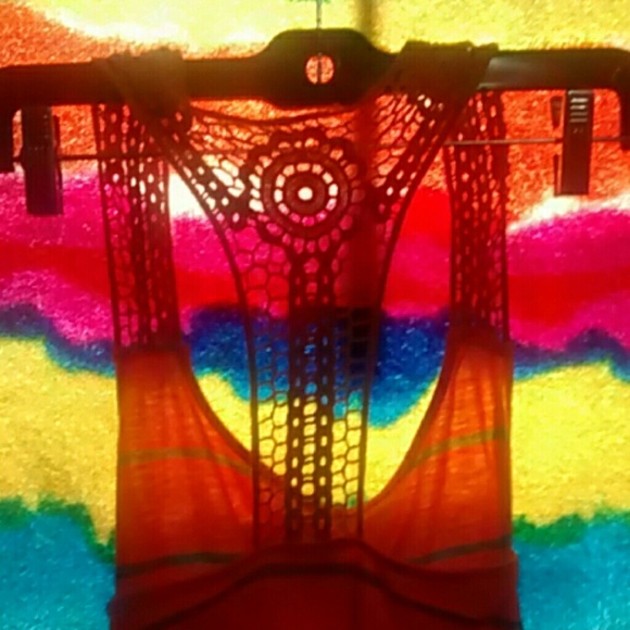Tank top - Picture 3 of 3