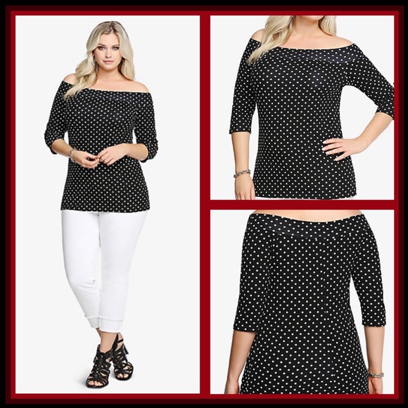 NWT TORRID - Black & White Off Shoulder Top 🎀