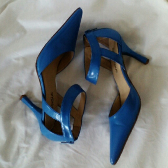 Dress - Picture 4 of 4