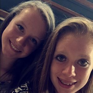 Meet your Posher, Lydia