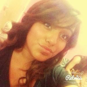 Meet your Posher, Danielle