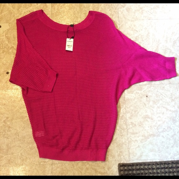 Express Tops - NWT Fuchsia loose knit express dolman