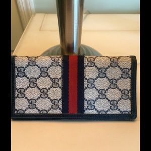 Gucci checkbook cover