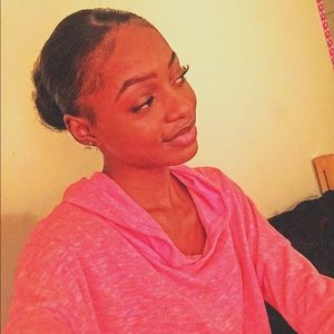 Meet your Posher, Mesha