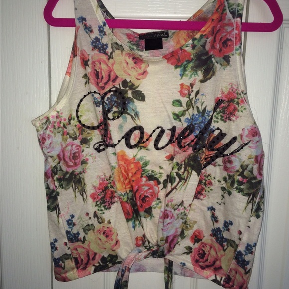 "Lovely" crop top tank!