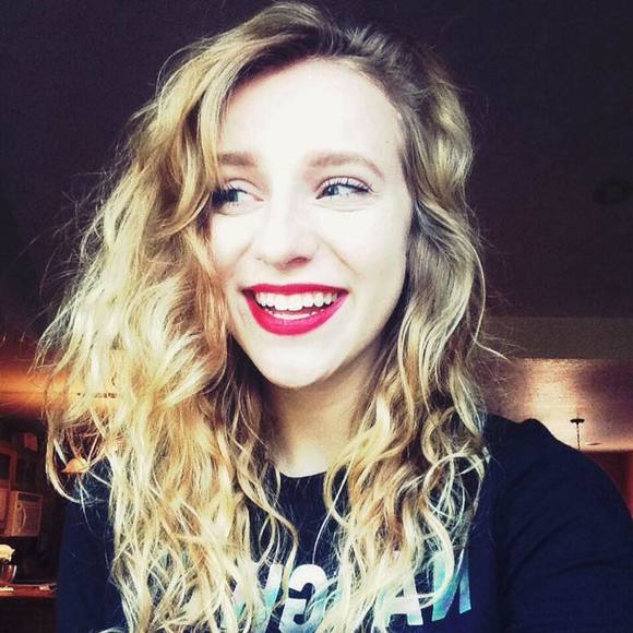 Meet your Posher, Isabelle