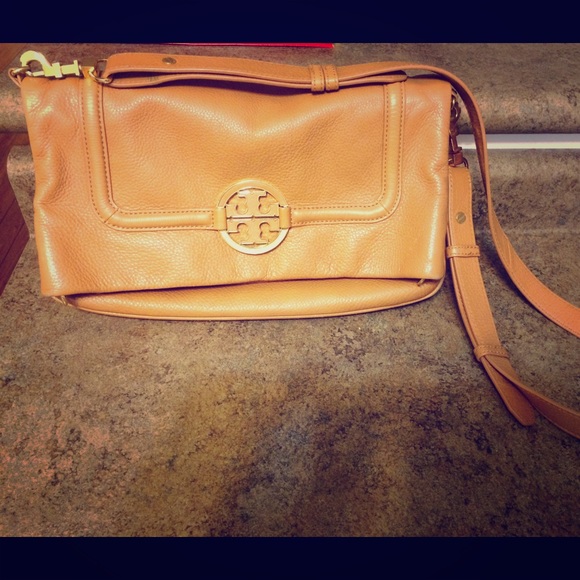 💯% Authentic Tory Burch Foldover Crossbody Purse