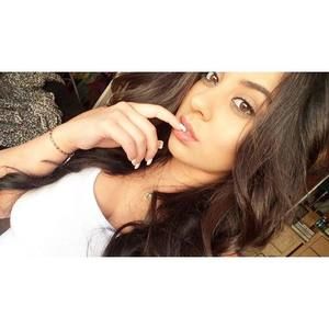 Meet your Posher, Attalia