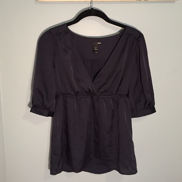 H&M silk top size 4 - Picture 1 of 1