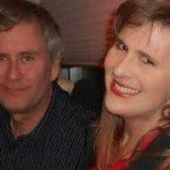 Meet your Posher, Lara