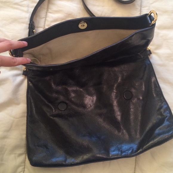 SOLD ---TORY BURCH FOLDOVER CLUTH/CROSSBODY - Picture 3 of 4