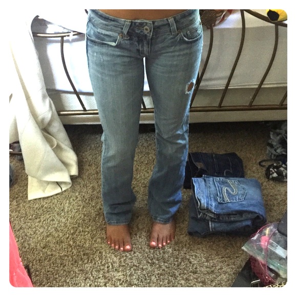 Jeans - Picture 1 of 3