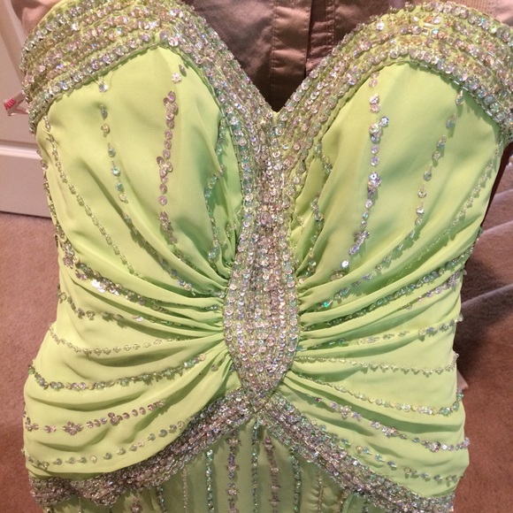 Sexy green sequin dress cut out back Sequin ruffle