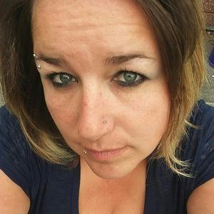 Meet your Posher, Chrystal