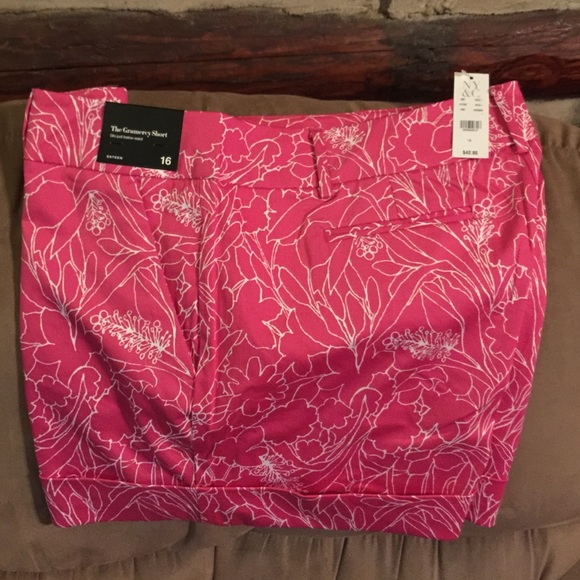 Ladies shorts
