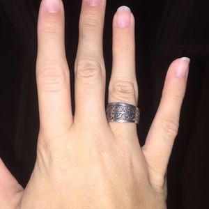 James Avery ring size 5.5