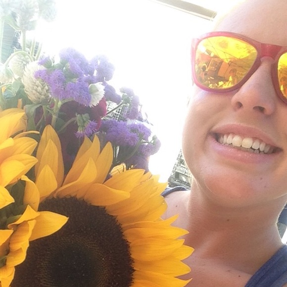 Meet your Posher, Juliane - Picture 1 of 1