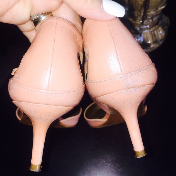 SOLD ๐ HOST PICK ๐ ENZO ANGIOLINI - Picture 4 of 4