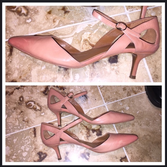 SOLD ๐ HOST PICK ๐ ENZO ANGIOLINI - Picture 3 of 4