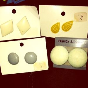 4 sets of earrings