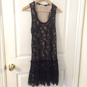 Flapper style lace dress