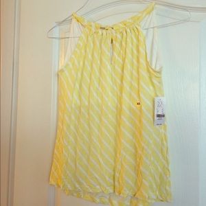Cute yellow and white keyhole tank top!
