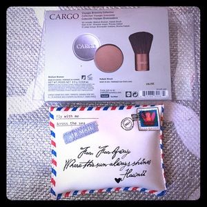 Cargo Hawaii bronzing collection