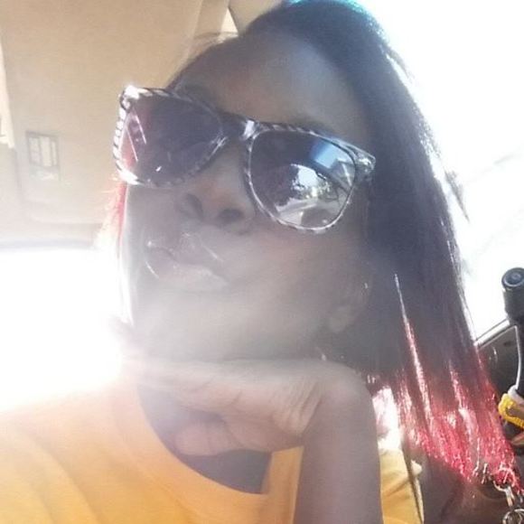 Meet your Posher, Alicia