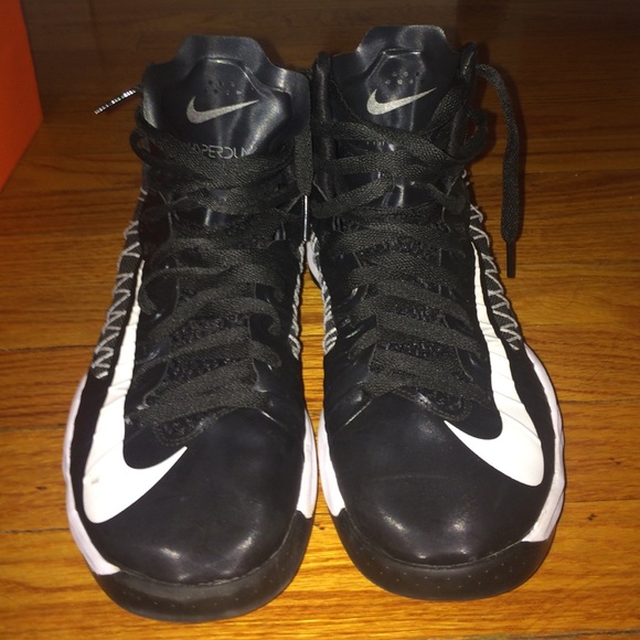 Nike Hyperdunk 2013 - Picture 3 of 3