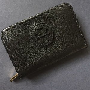 SALE! Tory Burch Black Leather Change Purse Wallet