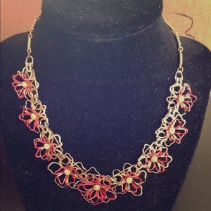 Gorgeous metal necklace