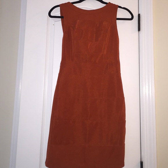 Beautiful classy cocktail dress - Picture 1 of 2