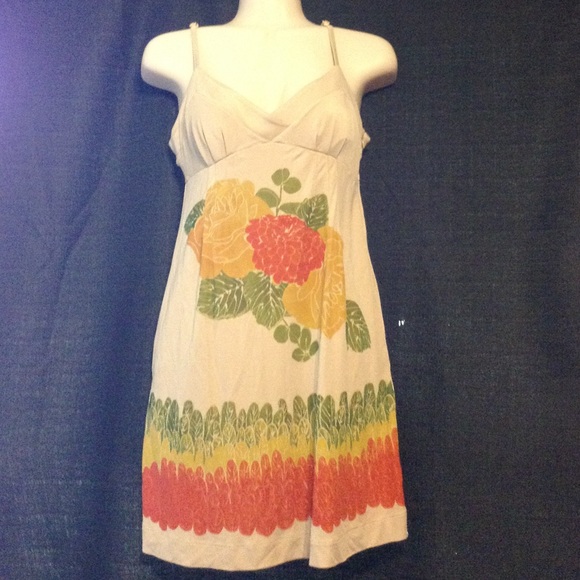 Dress - Picture 1 of 4