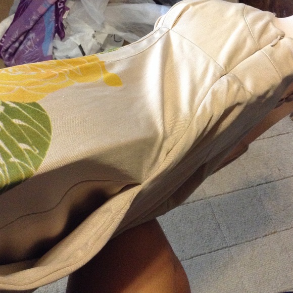 Dress - Picture 3 of 4