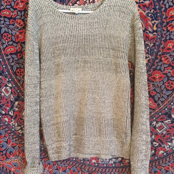 Brandy Melville Sweaters - Slouchy sweater