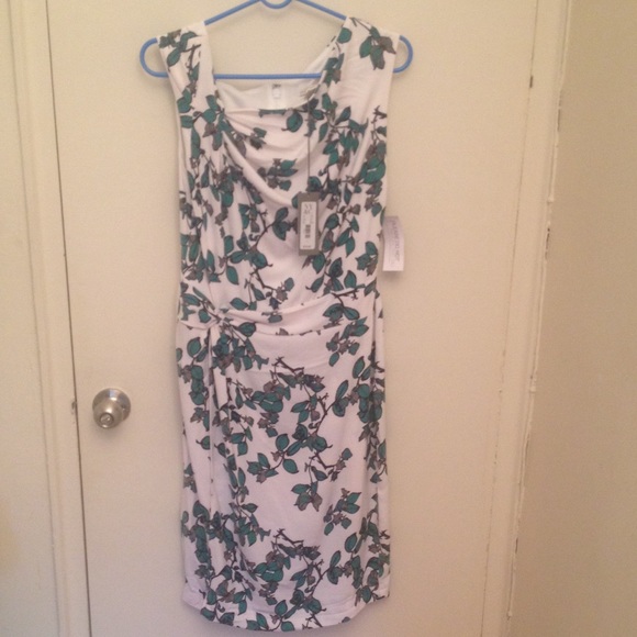 Eva Mendes white green ivy dress